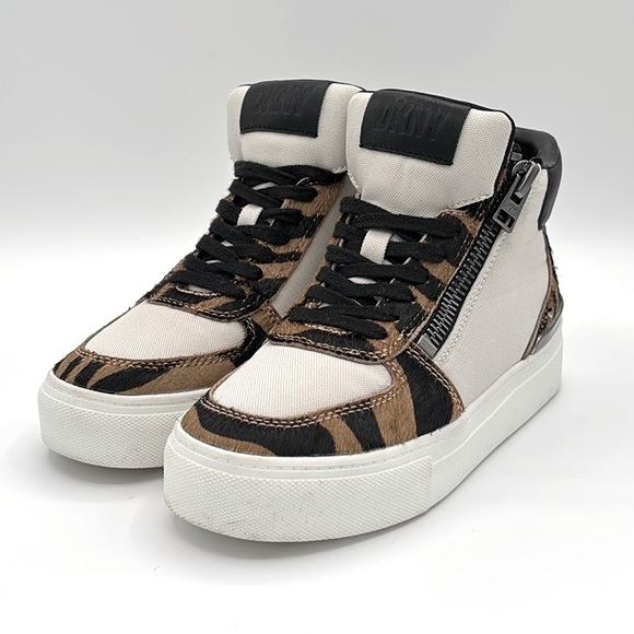 DKNY Shoes - DKNY Women's Cindell Lace-up Size 5.5 M Tiger Strips Zipper Sneakers